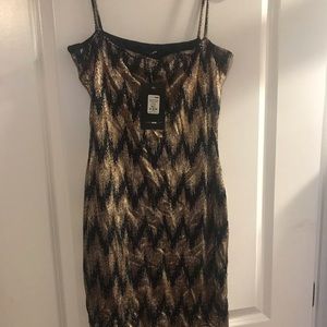 Fashion Nova Black/Gold Chevron Dress Large NWT